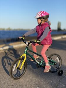 Перший велосипед дитини: як підібрати, на що звернути увагу - Стаття