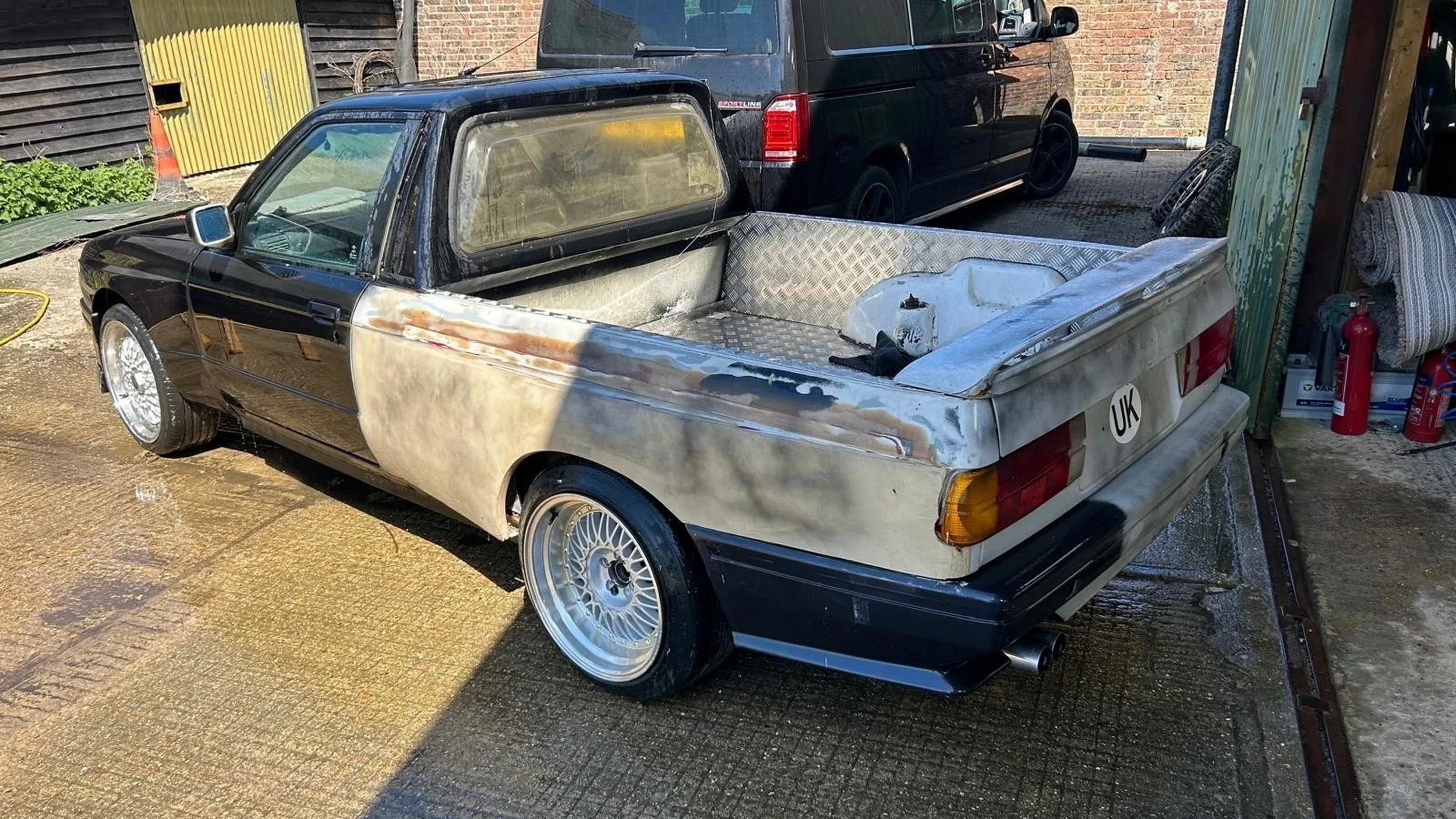 Цей пікап BMW може бути найцікавішою конструкцією, яку ви побачите сьогодні