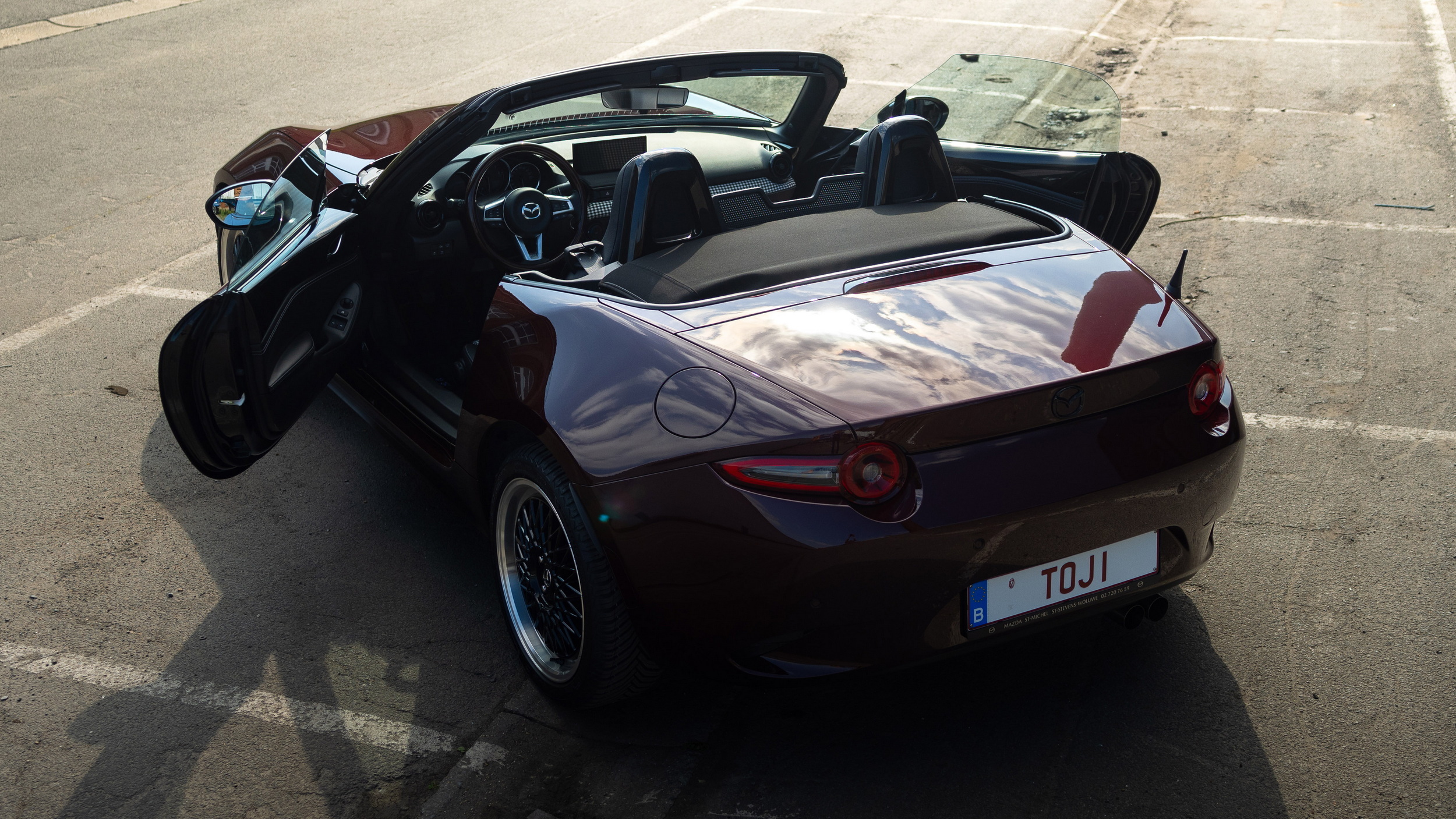 Спеціальна пропозиція дилера MX-5 – це лист кохання до Cosmo Coupe 1967 року