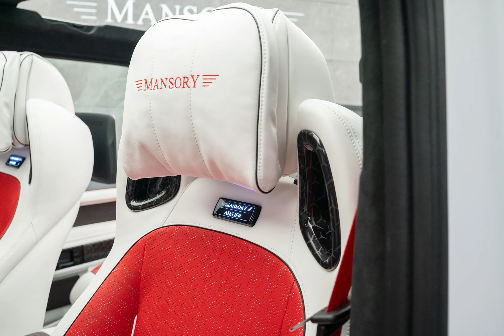 Кабріолет G-класу Suicide Door щойно зник, як і стандарти