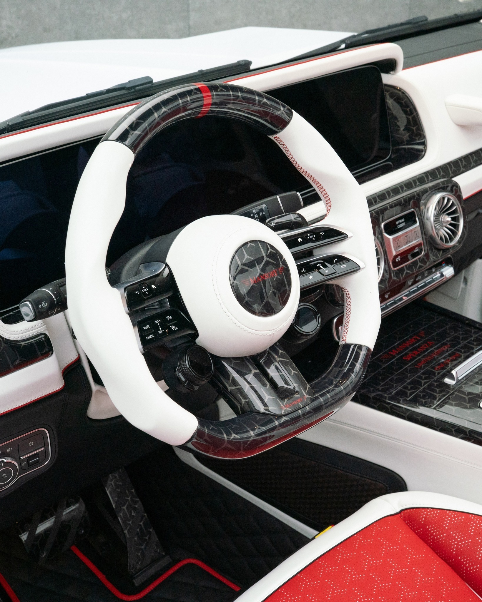 Кабріолет G-класу Suicide Door щойно зник, як і стандарти