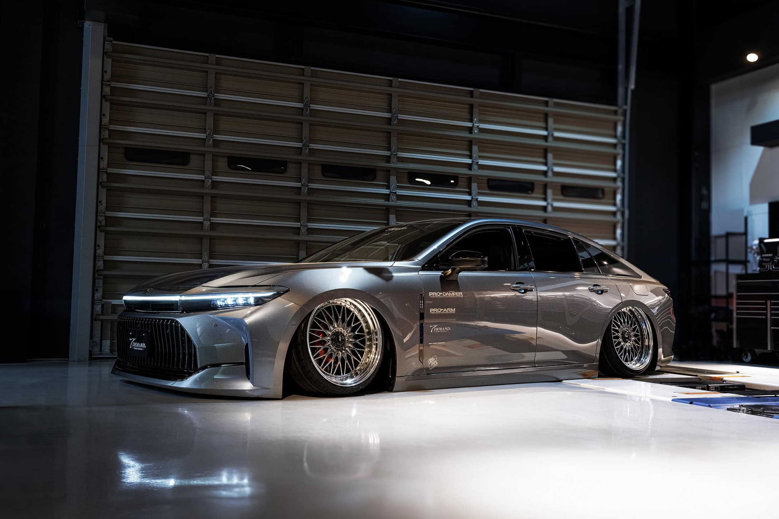 Toyota Crown Signia перетворилася на універсал, яким вона завжди мала бути