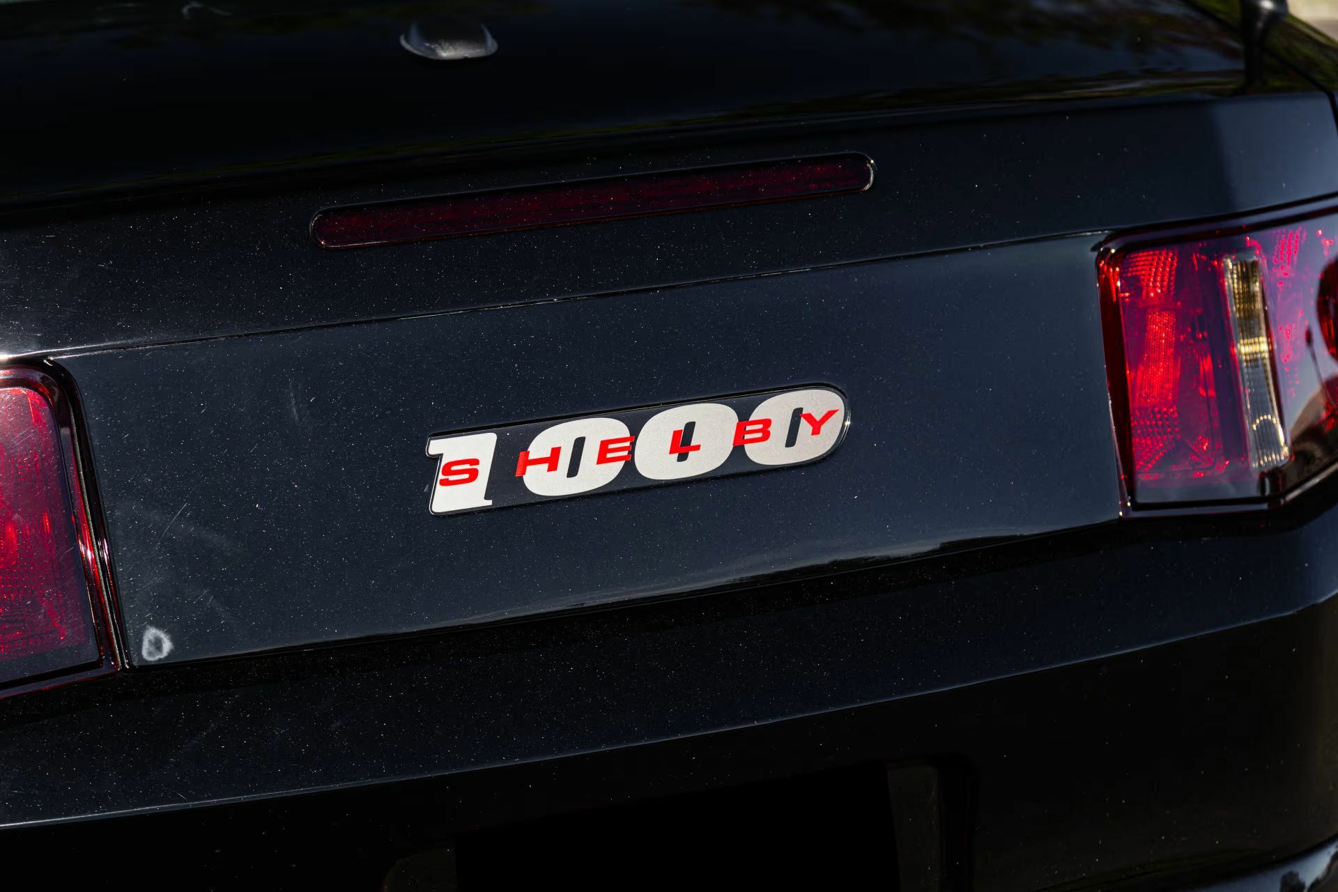 Цей Мустанг має більше потужності, ніж ваша страховка коли-небудь зможе витримати