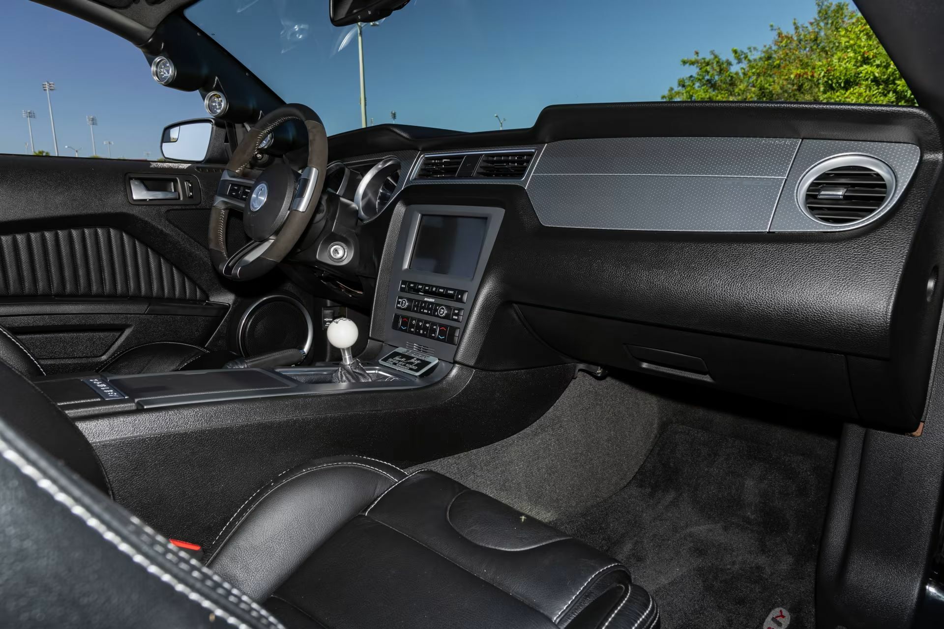 Цей Мустанг має більше потужності, ніж ваша страховка коли-небудь зможе витримати