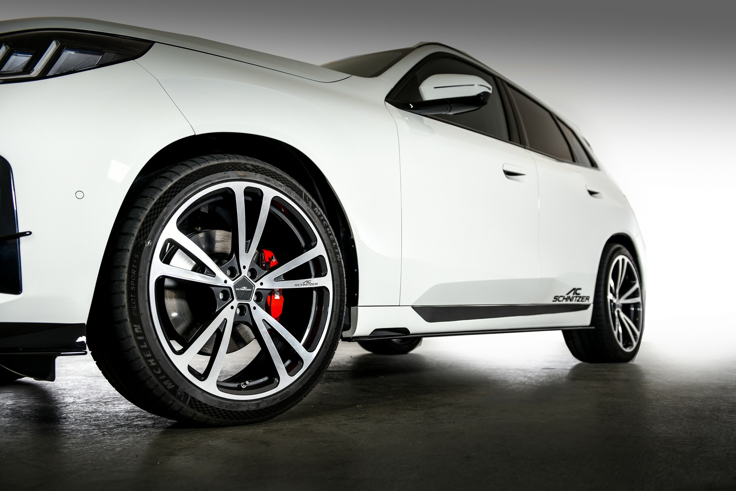 Тюнери BMW вже намагаються виправити стиль нового X3