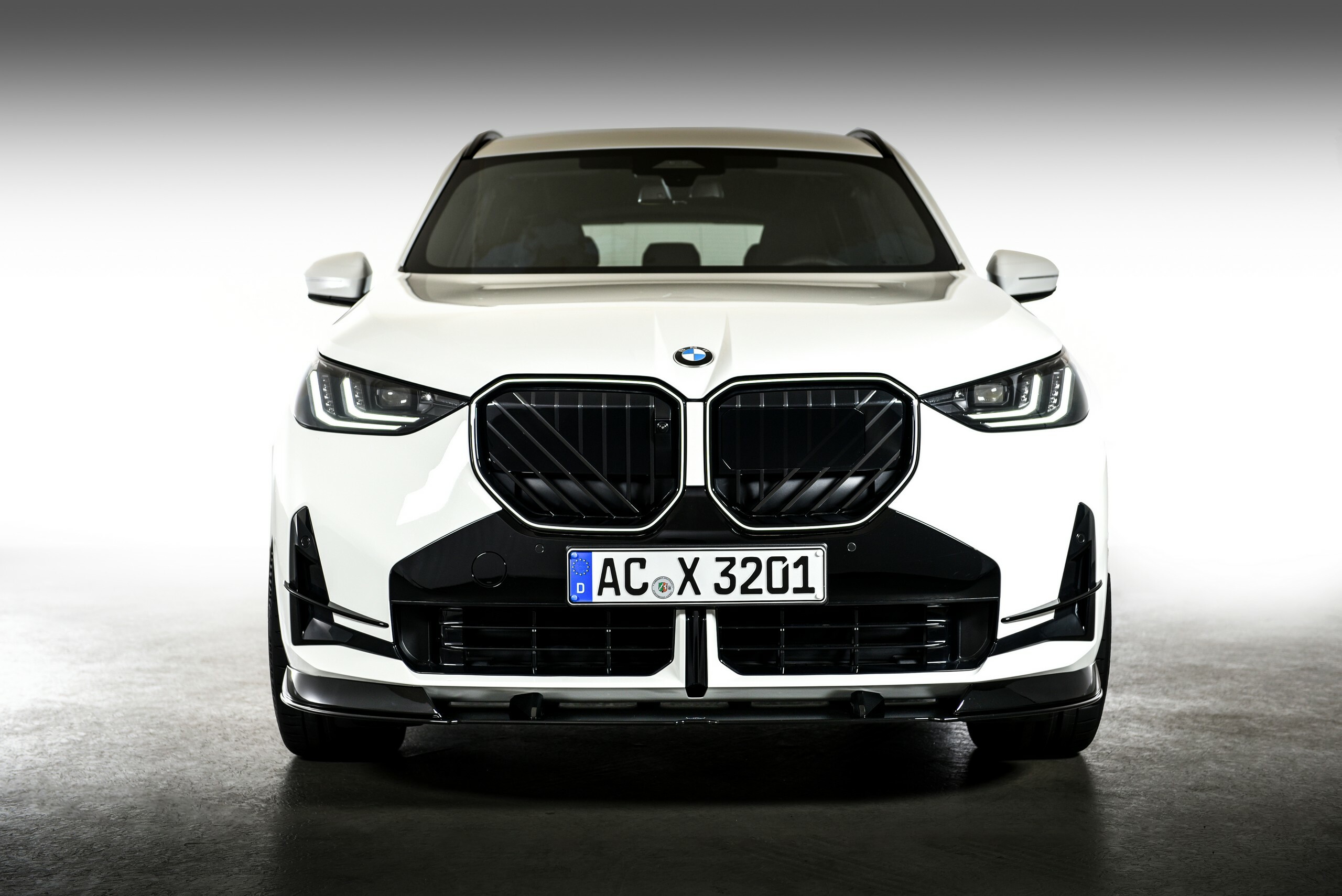 Тюнери BMW вже намагаються виправити стиль нового X3