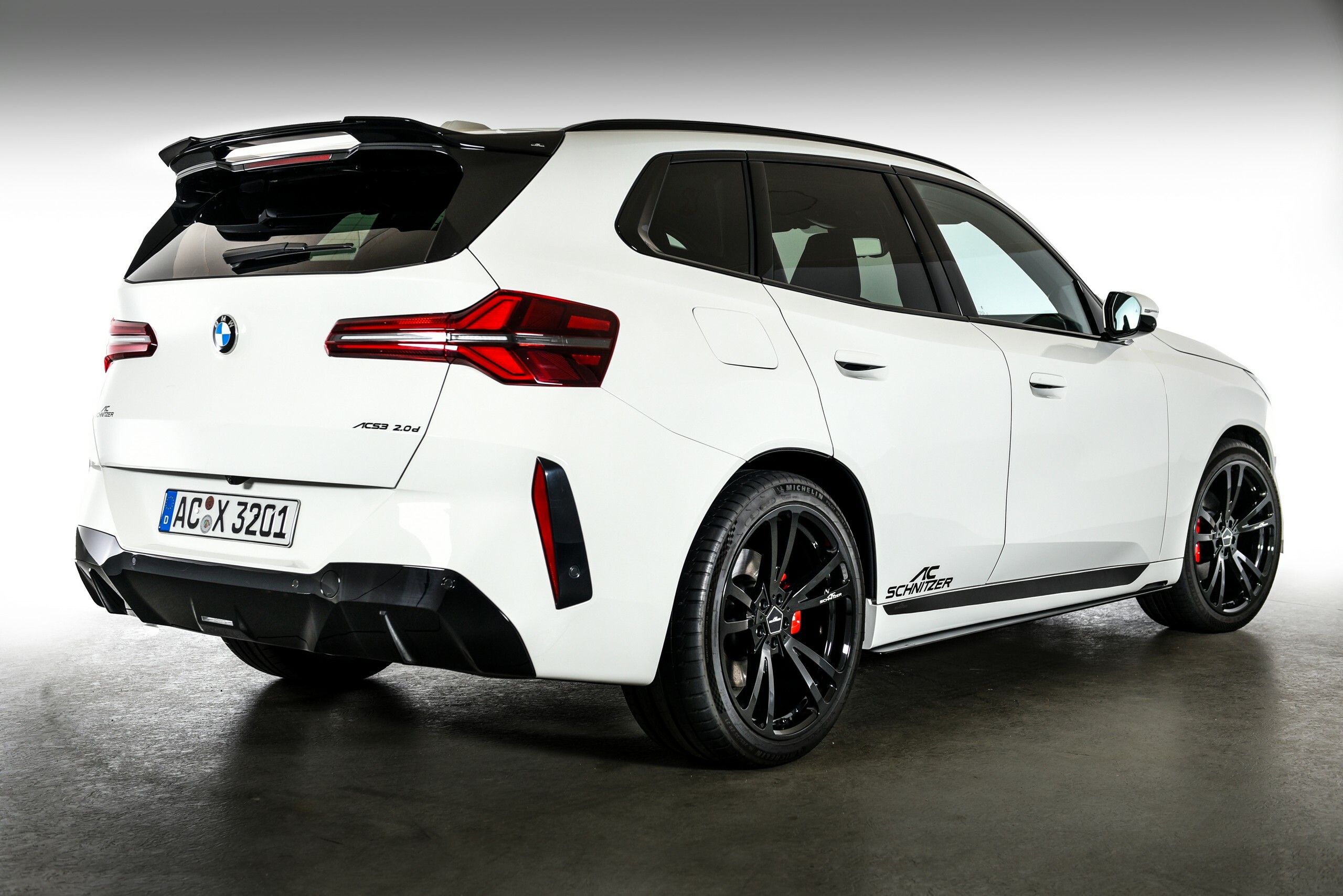 Тюнери BMW вже намагаються виправити стиль нового X3