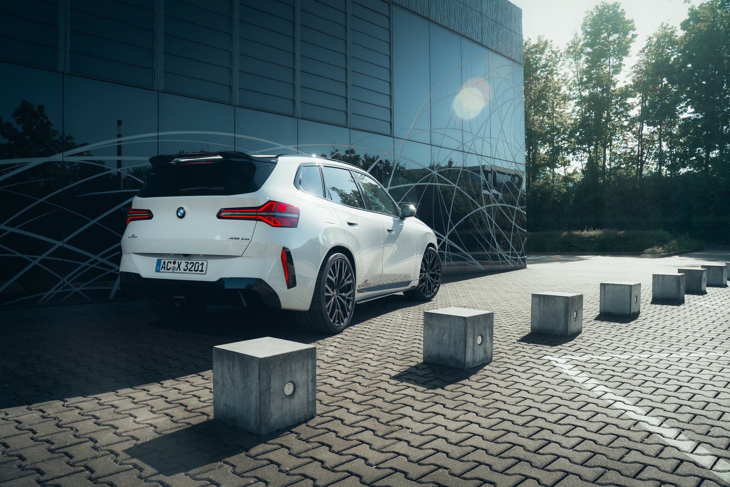 Тюнери BMW вже намагаються виправити стиль нового X3