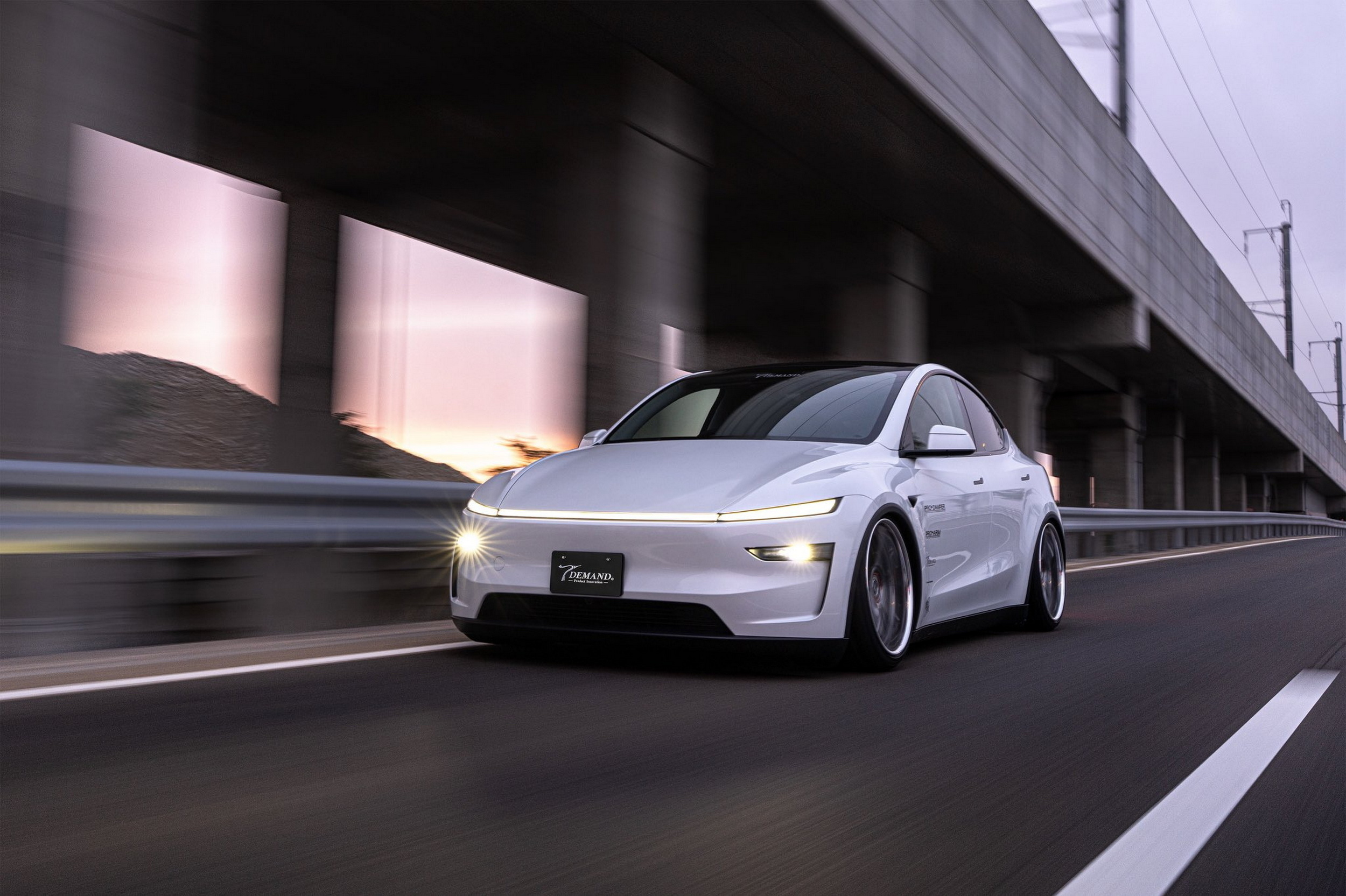 Найновіші моделі Tesla 3 та Y щойно отримали серйозну критику