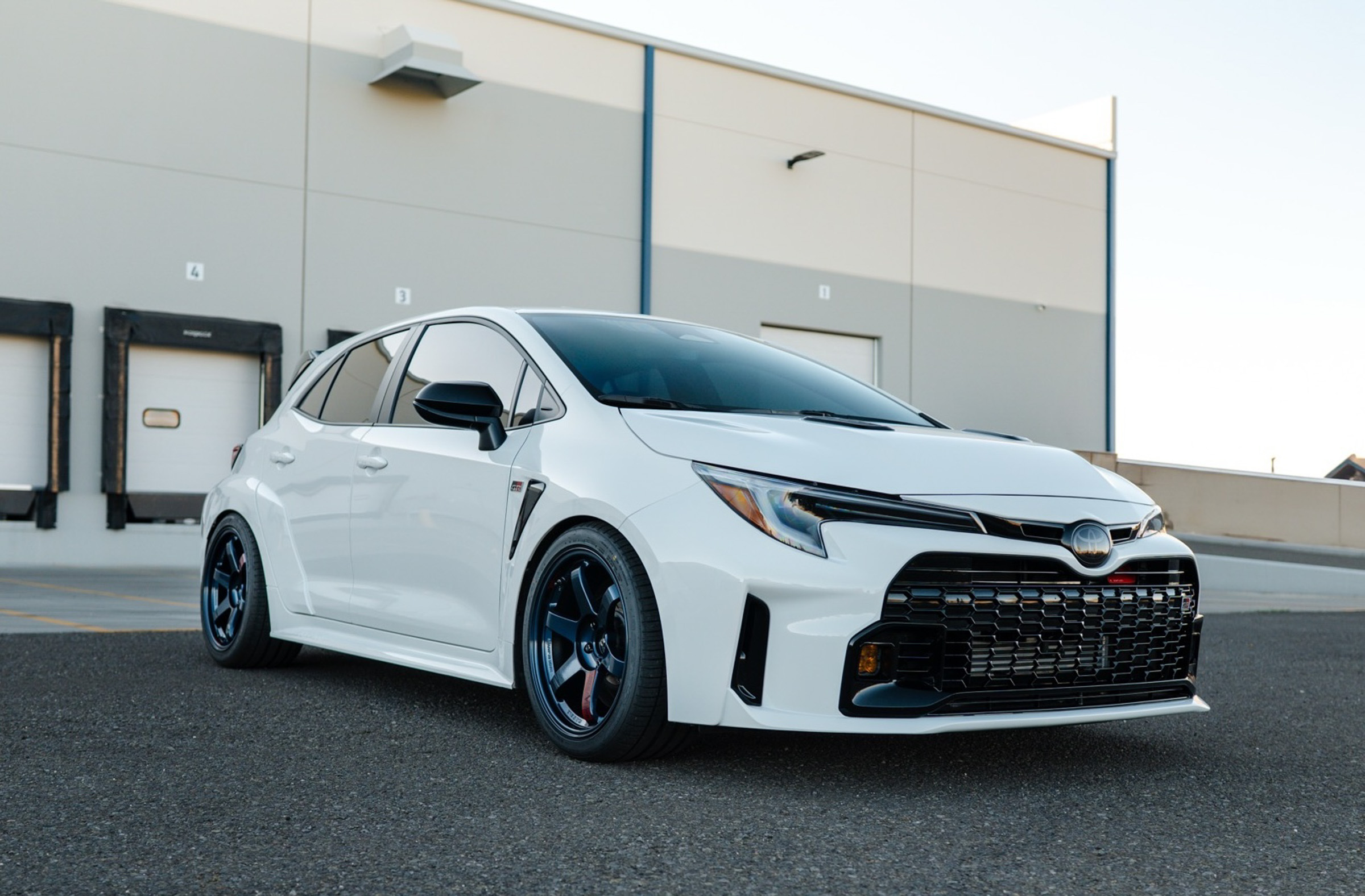 Дворічна Corolla GR продана дорожче, ніж нова