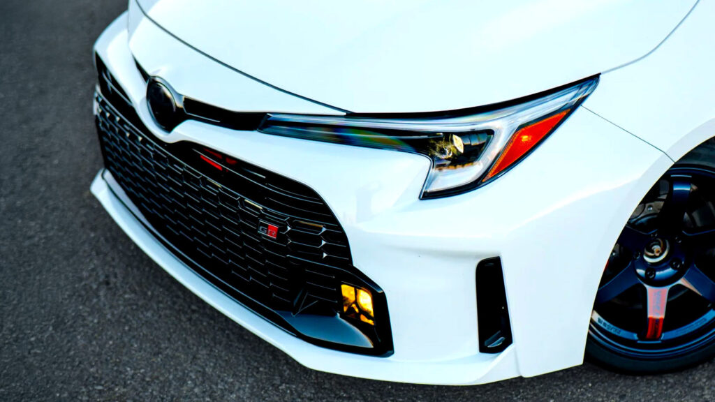 Дворічна Corolla GR продана дорожче, ніж нова