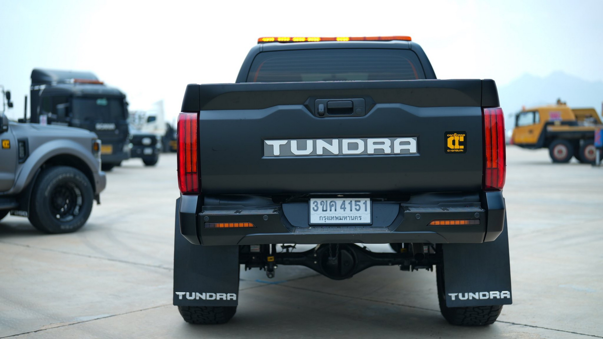 Ви поклянетеся, що це справжня тундра, поки не придивитеся ближче