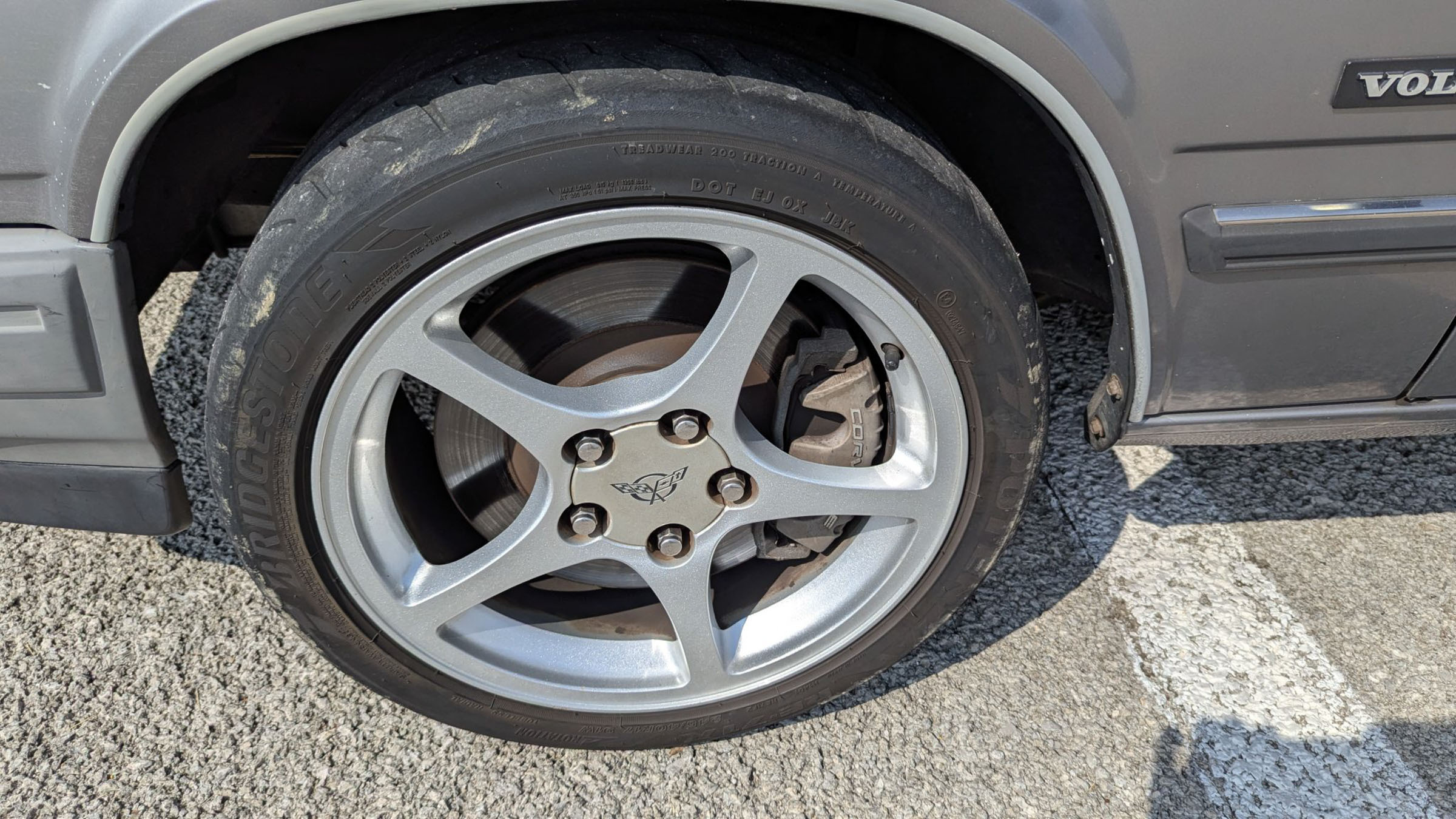 У цьому шведському універсалі є щось дуже американське