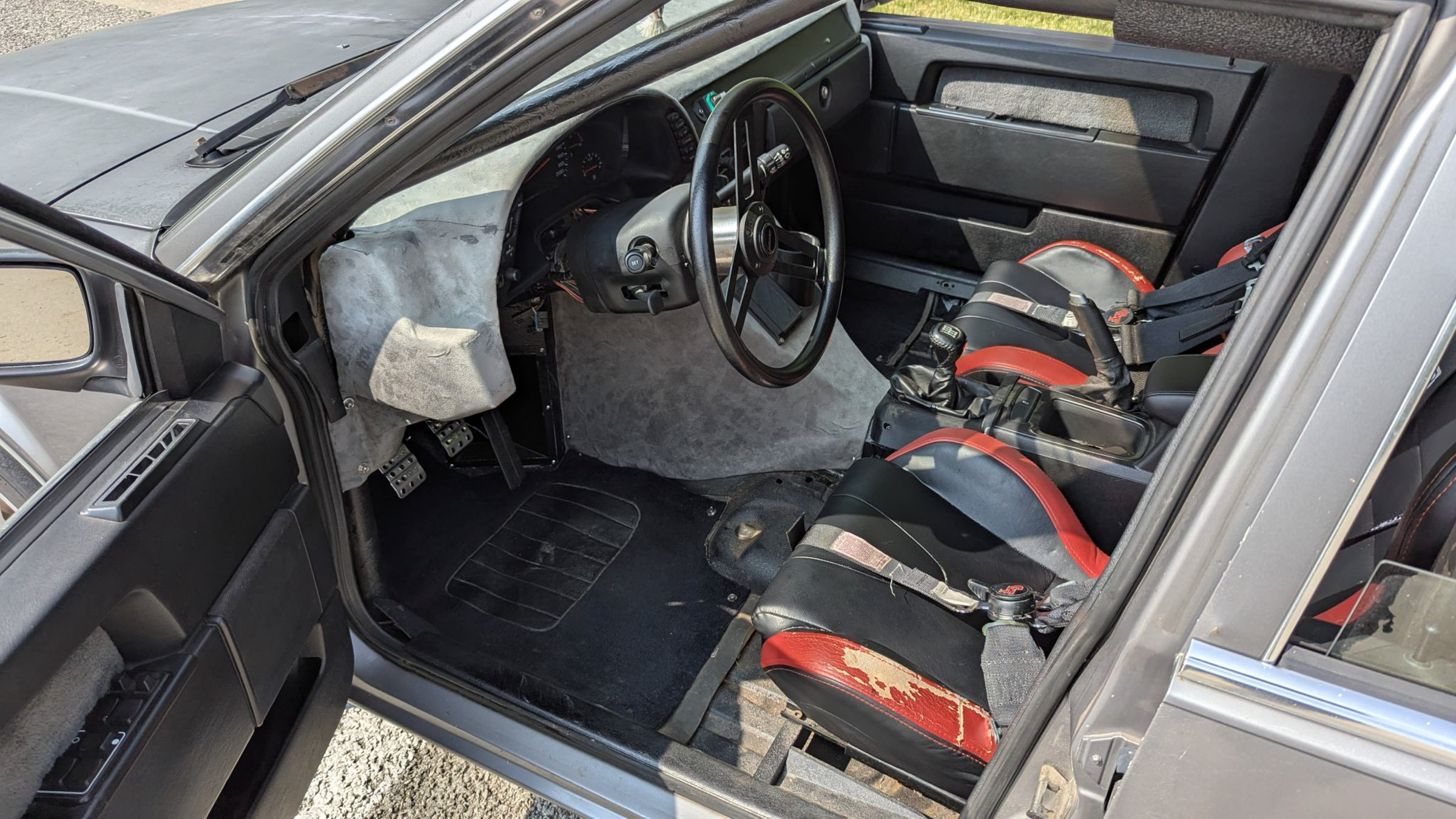 У цьому шведському універсалі є щось дуже американське