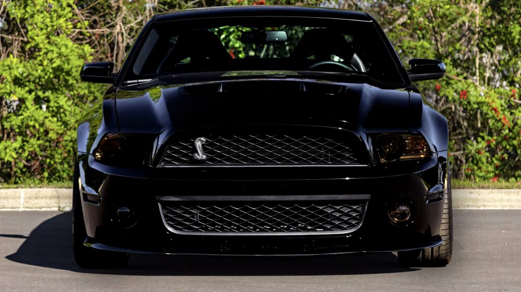 Цей Мустанг має більше потужності, ніж ваша страховка коли-небудь зможе витримати