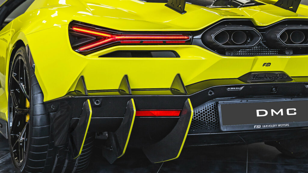 Найскандальніший мод Lamborghini, який ви побачите сьогодні, не від Mansory