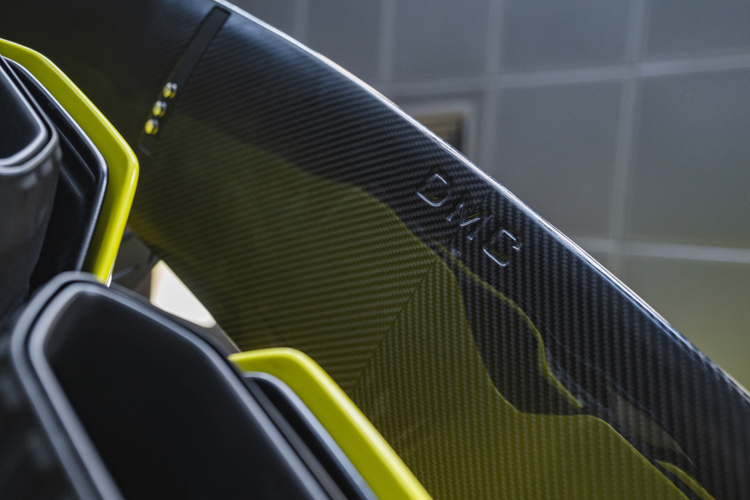 Найскандальніший мод Lamborghini, який ви побачите сьогодні, не від Mansory