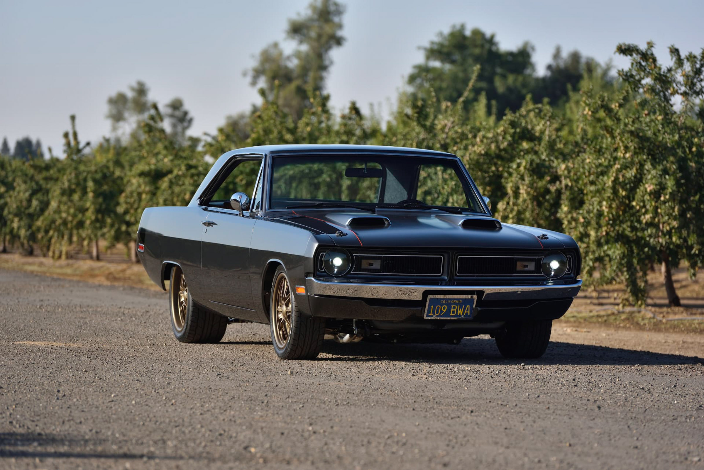 Цей маленький Dodge щойно влаштував бійку з кожним зарядним пристроєм, якого бачив