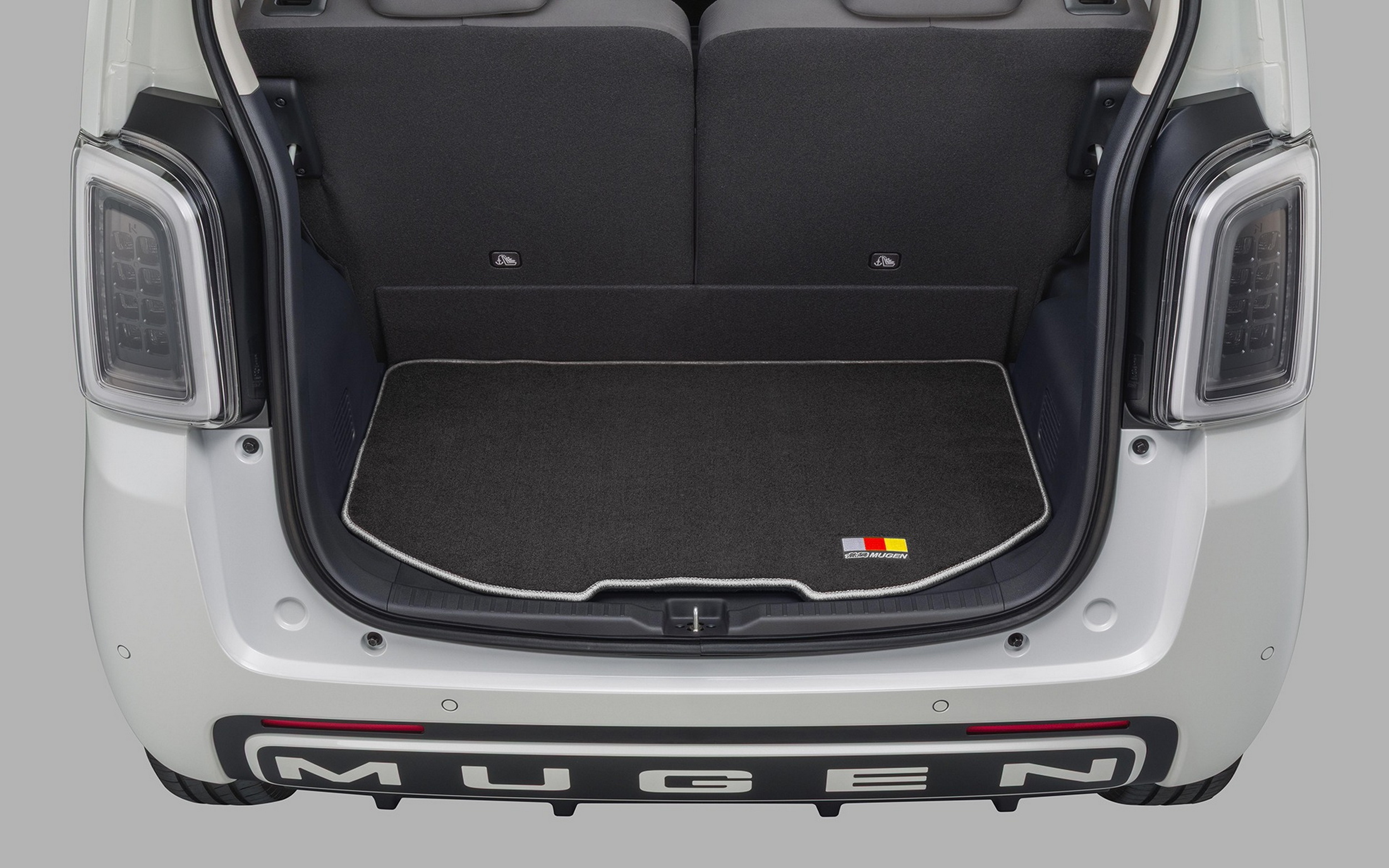 Mugen перетворює крихітний електромобіль Honda на кишеньковий Street Fighter