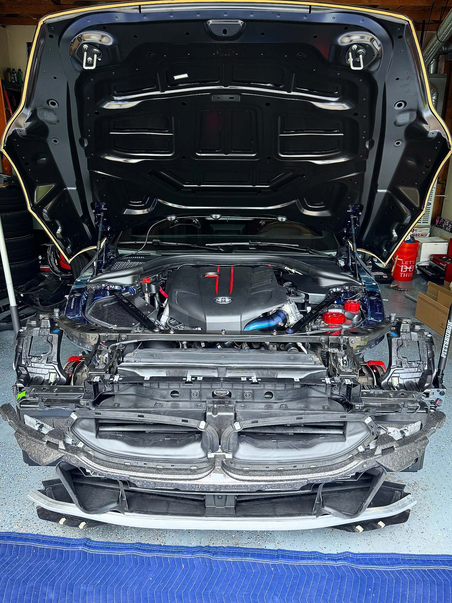 Один хлопець зробив повне коло на своєму BMW GR Supra