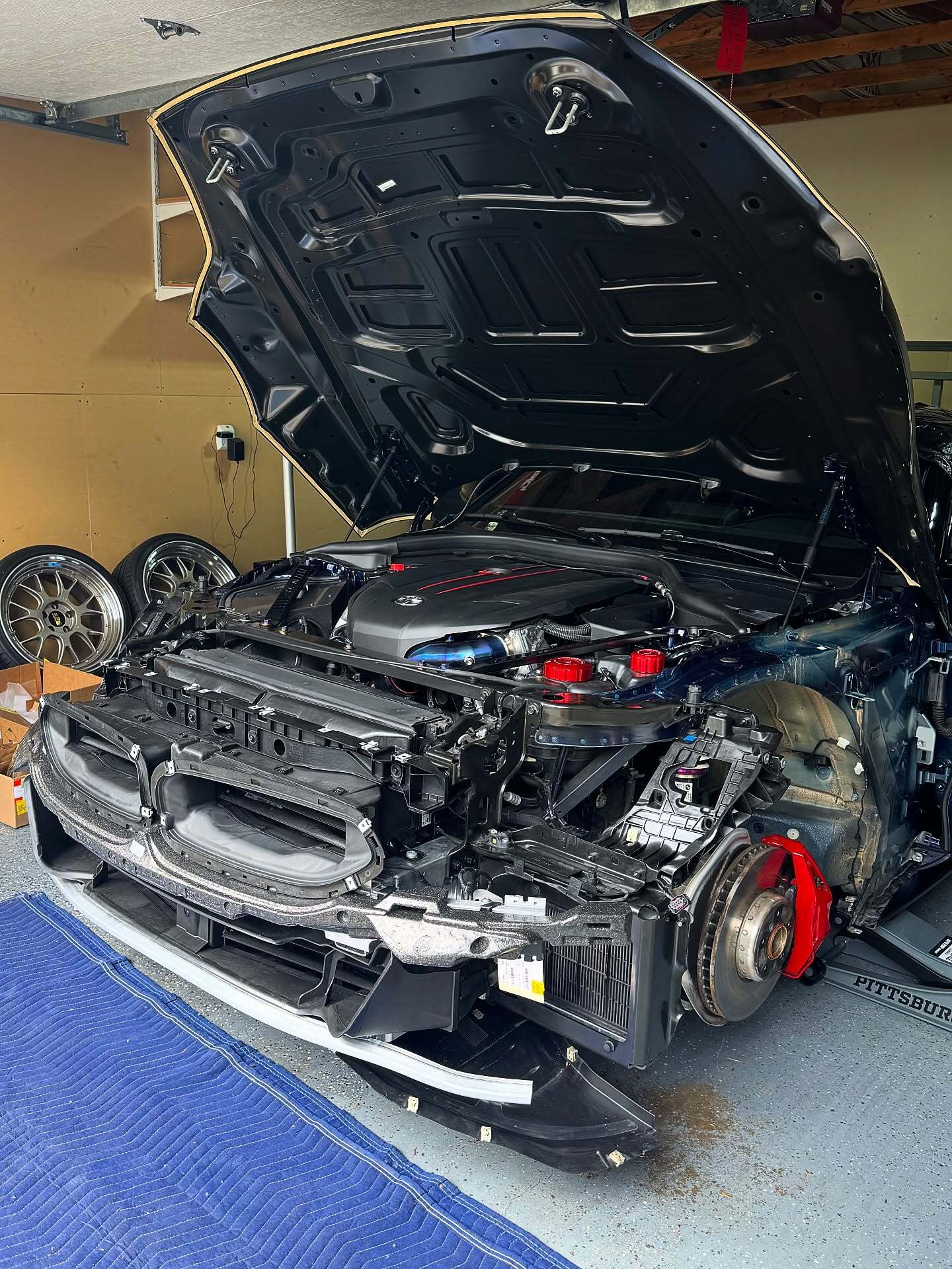 Один хлопець зробив повне коло на своєму BMW GR Supra