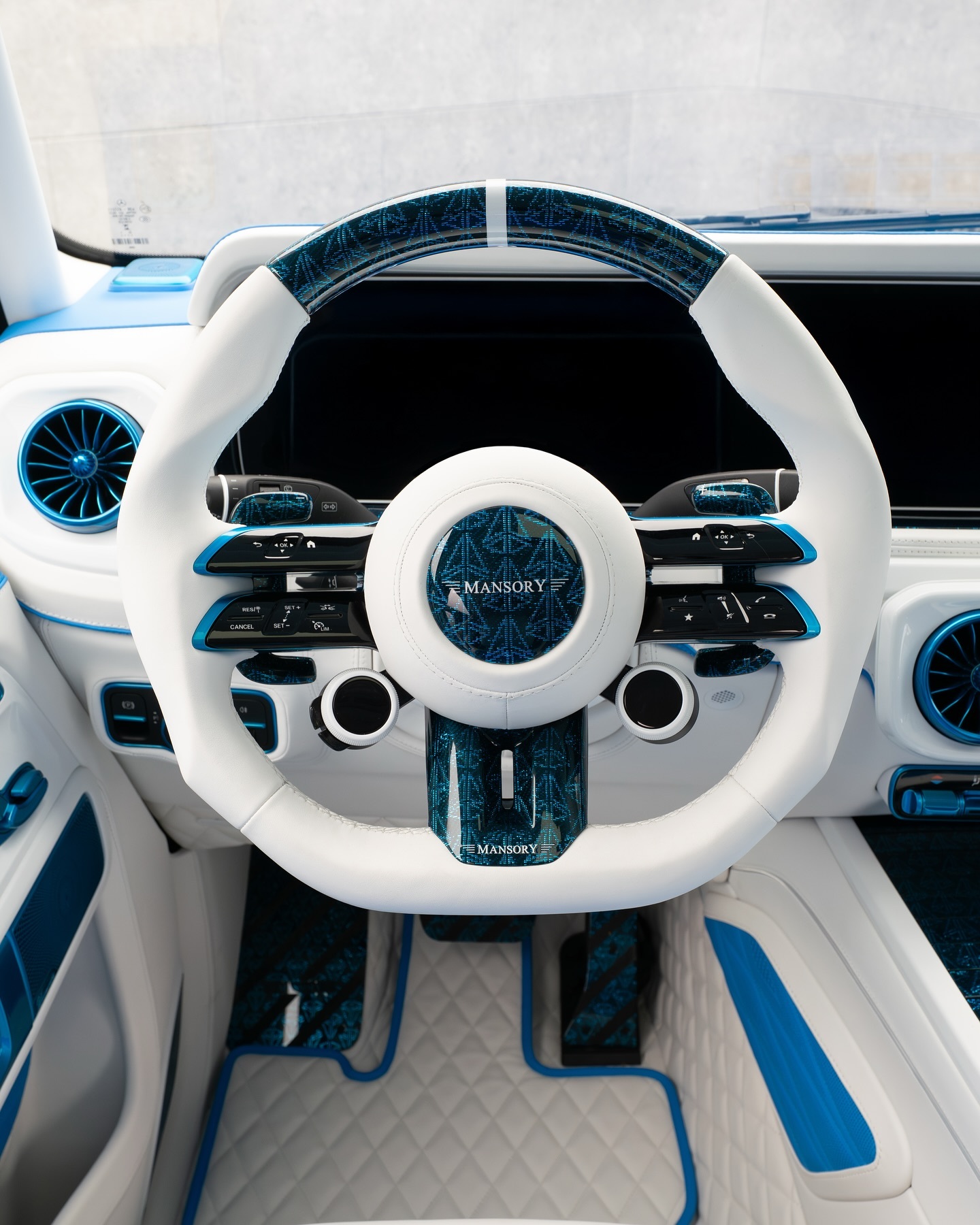 Лише вісім з них буде побудовано, тож, на щастя, пошкодження вдалось контролювати.