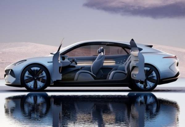 В Європу привезуть потужний китайський електрокар преміумкласу