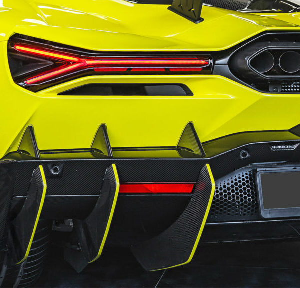 Найскандальніший мод Lamborghini, який ви побачите сьогодні, не від Mansory