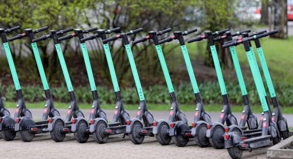 Latvijā ievieš reakcijas pārbaudi pirms nomas transportlīdzekļu lietošanas.