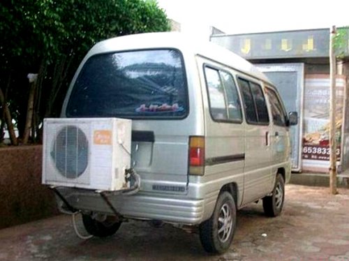 Як автолюбителю не розплавитись у літню спеку?