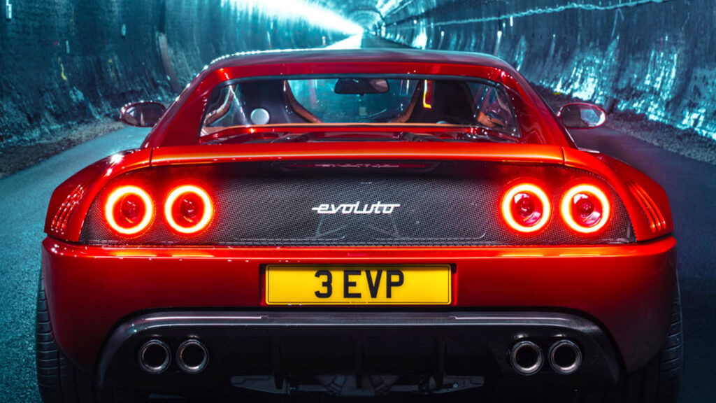 Послухайте переосмислений аналоговий Ferrari Scream на шляху до виробництва