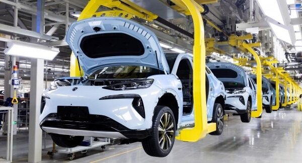BYD: вперше випередив Ford у глобальних продажах авто