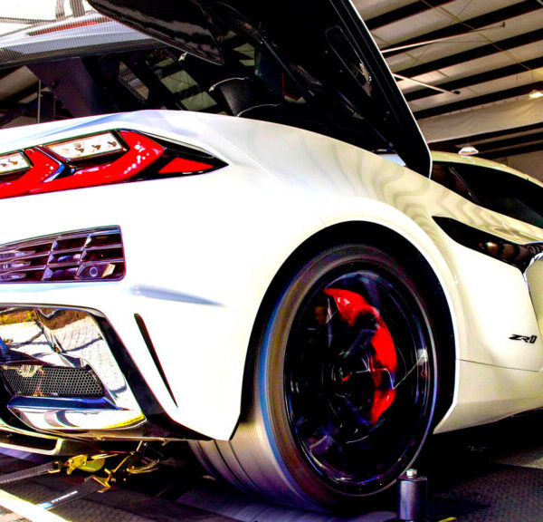 Тюнери нарешті розблокували Corvette ZR1 та Z06, які GM заблокував
