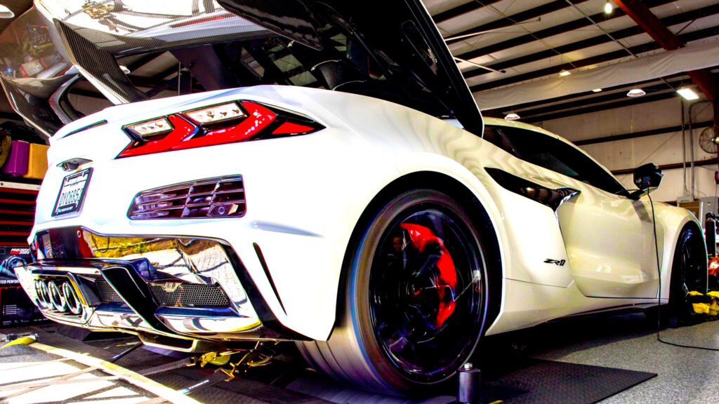 Тюнери нарешті розблокували Corvette ZR1 та Z06, які GM заблокував
