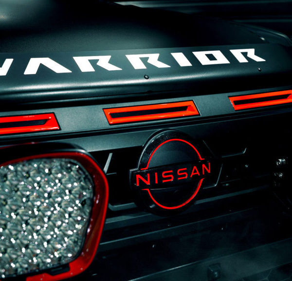 Nissan переслідує Ranger Tremor та Land Cruiser GR Sport