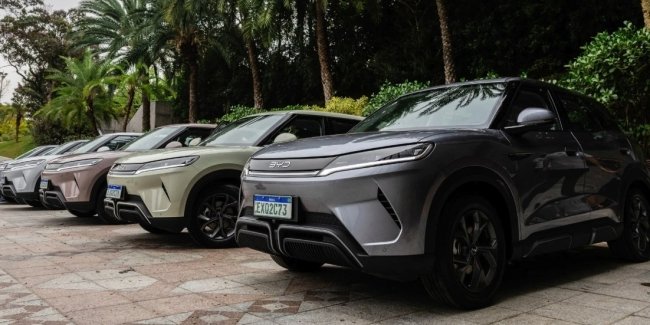 Китайський автовиробник BYD планує поглинути одного з десяти найбільших автоконцернів світу