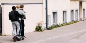 В Естонії планують заборону на електросамокати для малечі до 10 років