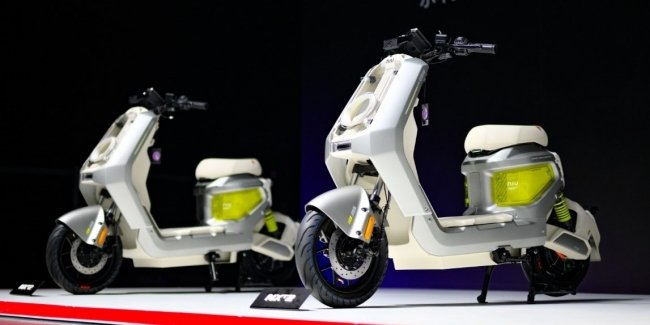 Niu інтегрує автопілот в електричні скутери.