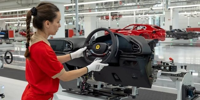 Ferrari призупиняє відправки на Середній Схід у зв’язку з регіональним конфліктом.
