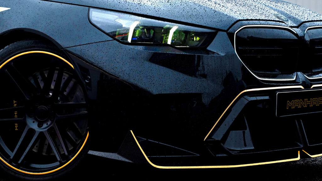 Manhart знайшов 180-сильний BMW у моторному відсіку M5 Touring