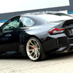 Цей BMW M2 CS перевершує Aventador