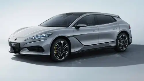 Зарядись за п’ять хвилин. Китайський BYD, схоже, знайшов рішення для електрокарів.