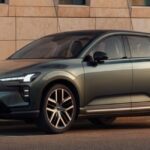 Volvo збільшує випуск електричного кросовера EX60