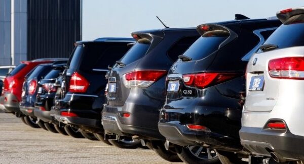 Вітчизняний автопродаж: Лідерські позиції брендів і авто, лютий 2026