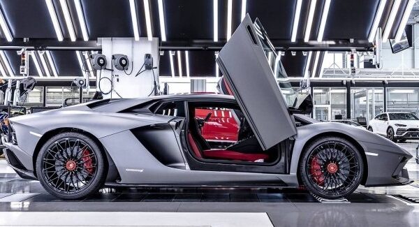 Lamborghini суттєво розширить лінійку авто у 2026 році