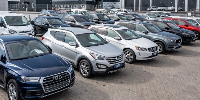 Топ продажів авто на українському ринку в березні.