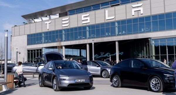 Tesla: Березневий стрибок реєстрацій електромобілів в Європі