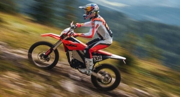 KTM презентувала нову версію електричного мотоцикла Freeride E