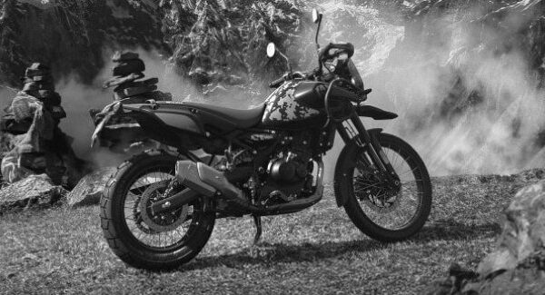 Royal Enfield анонсував запуск версії Himalayan Mana Black в Північній Америці.