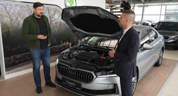 Бензинові автівки: попит росте в Україні